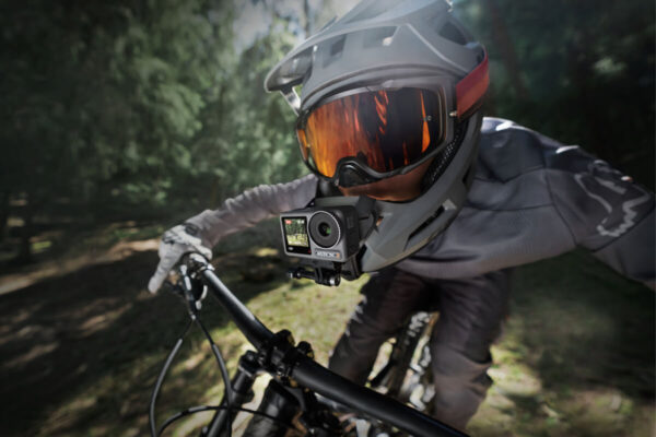 MONTAJE DE BARBILLA PARA CASCO OSMO ACTION 3 / ACTION 4 - Imagen 3